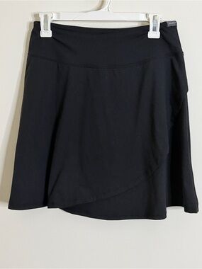 {Eddie Bauer}-Size:M- Black Women's Skirt - Classic A-Line Skirt